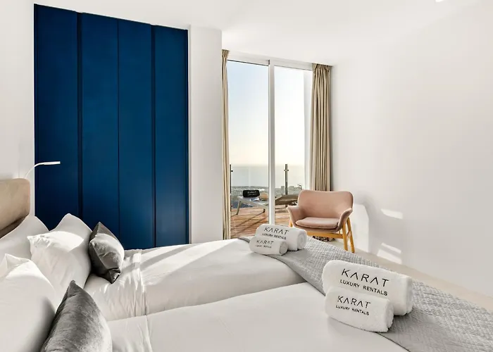 Karat Blue Адехе